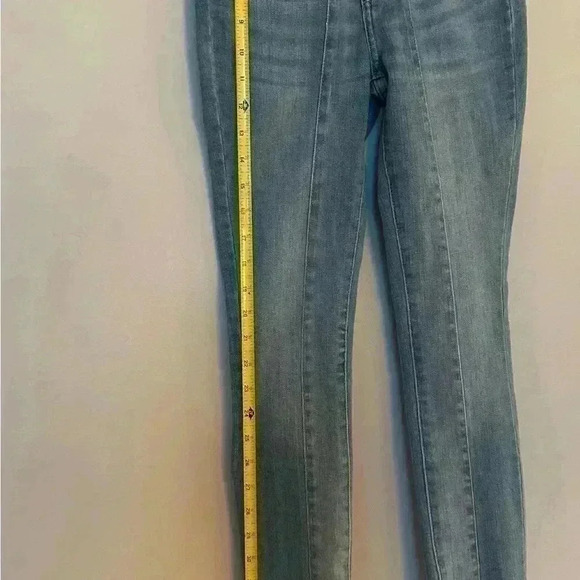 Petite sz 1, True Craft women’s jeans, sz one, seamed high-rise frayed ankles - Picture 5 of 11